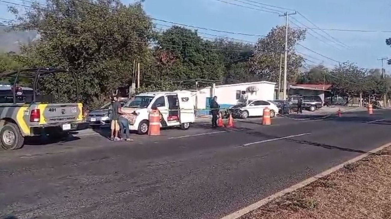 Muere joven al ser impactado por vehículo en Carretera Nacional ...